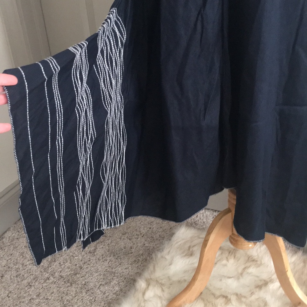 Linen Dress - Picture 5 of 6